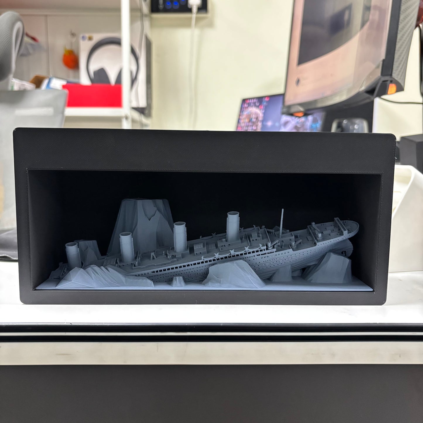 3D Printed SunkenTitanic Ship Theme LED Light Box Matt Black and Gray